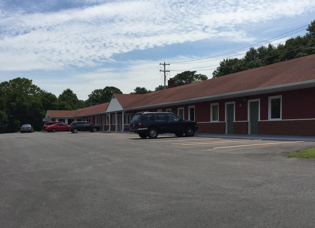 Budget Inn Mount Airy 外观 照片